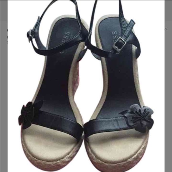 Guess paisley wedges