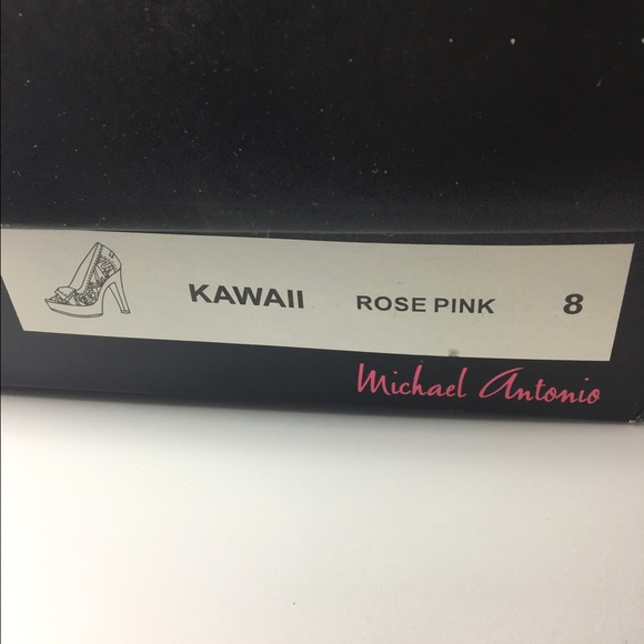 Floral Pink Pumps-8 - Picture 3 of 4