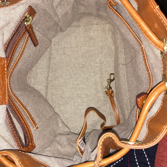 Additional pics of D&B backpack.