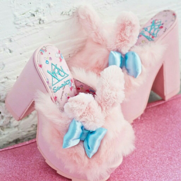 YRU x Sanrio My Melody Platforms