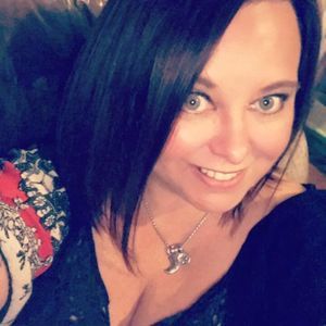 Meet your Posher, Janel