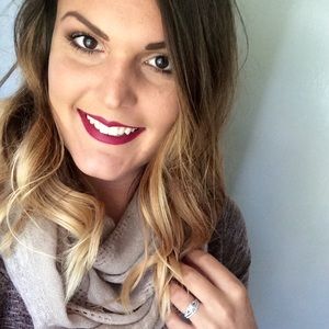 Meet your Posher, Mikayla