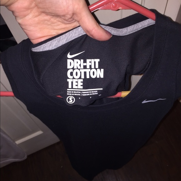 Nike dri fit cotton muscle tee - Picture 2 of 2