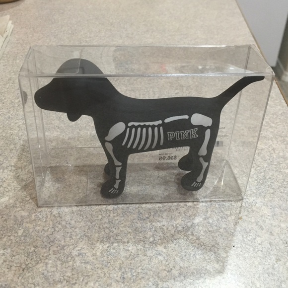 VS Pink collectible Halloween dog 2016