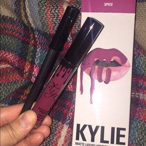 BRAND NEW Kylie Lip Kit in SPICE