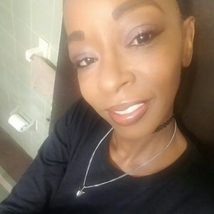 Meet your Posher, Rhonda