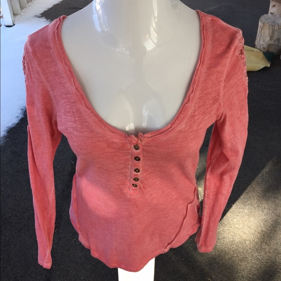 Shell stitch henley - Picture 2 of 4