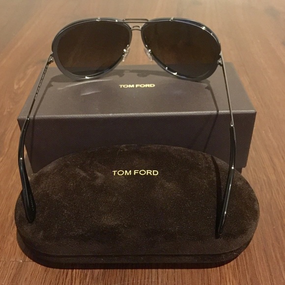 HOT 🔥Tom Ford Cyrille Aviators - Picture 3 of 4