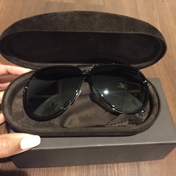HOT 🔥Tom Ford Cyrille Aviators - Picture 4 of 4