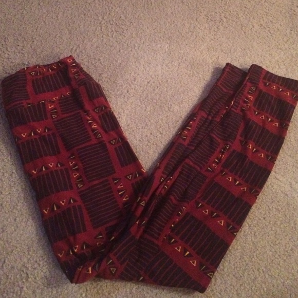 LuLaRoe leggings - One size (fits 0-12)