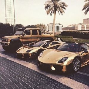 Meet your Posher, Adrian