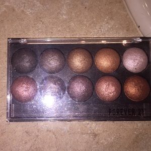 Forever 21 baked eye shadow palette