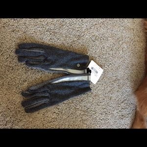 Lululemon running gloves