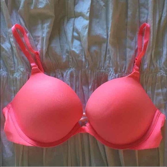 Victoria secret bra size 34C