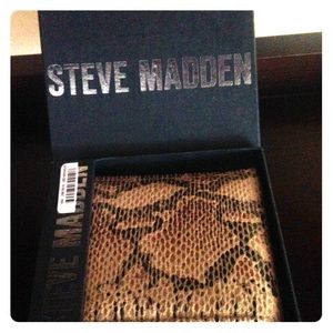 Steve Madden men's wallet Brand New
