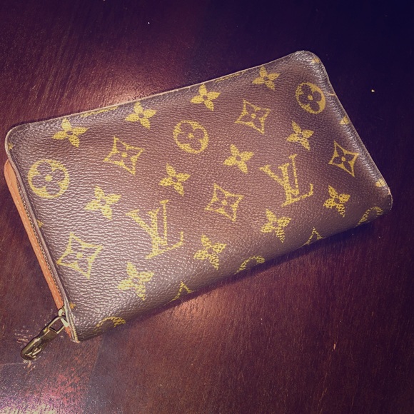 Authentic vintage Louis Vuitton wallet
