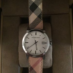 Burberry unisex watch