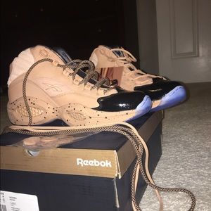 Melody Eshani Reebok Question Mid size 11