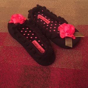 Betsey Johnson slippers