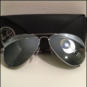 Authentic Ray-Ban Aviators silver mirrored lenses