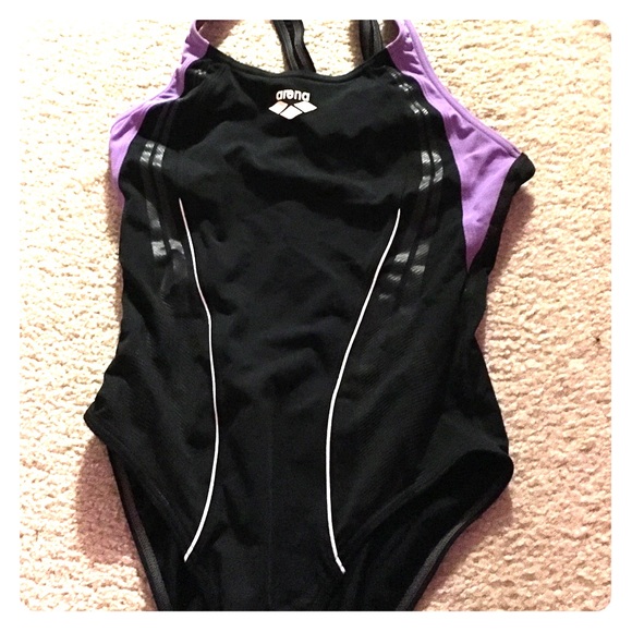 Arena suit