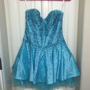 Short prom/homecoming dress