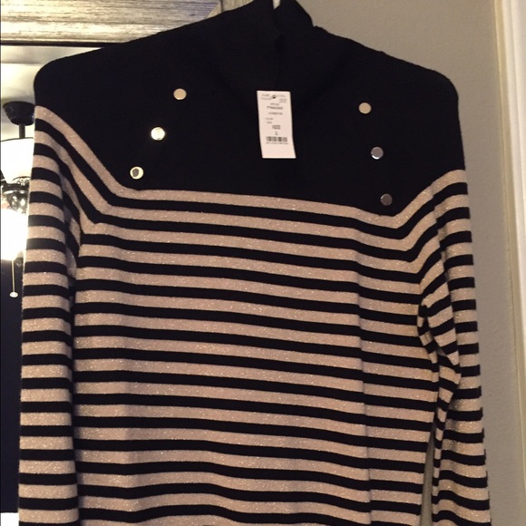 Turtle neck Sweater