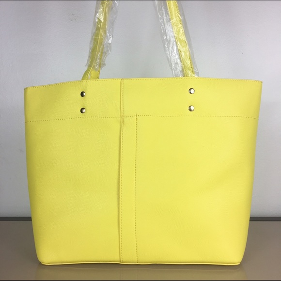 BCBG Paris set of 2 bags Last One - Picture 2 of 6