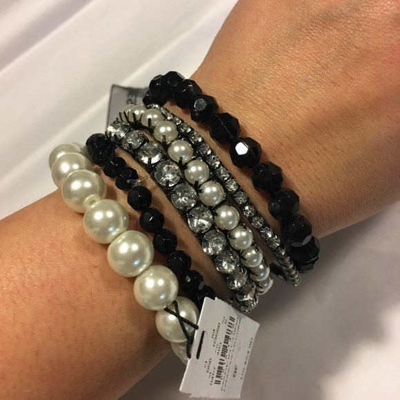 ❣️Sale • Express Black & White Bracelets - Picture 2 of 4