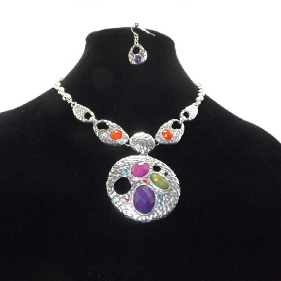 Silver Necklace Set - Picture 2 of 4