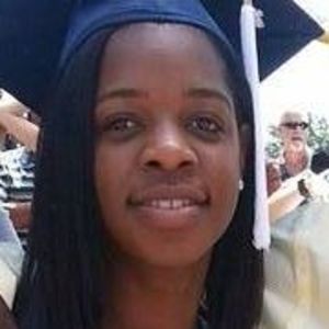 Meet your Posher, Sakara