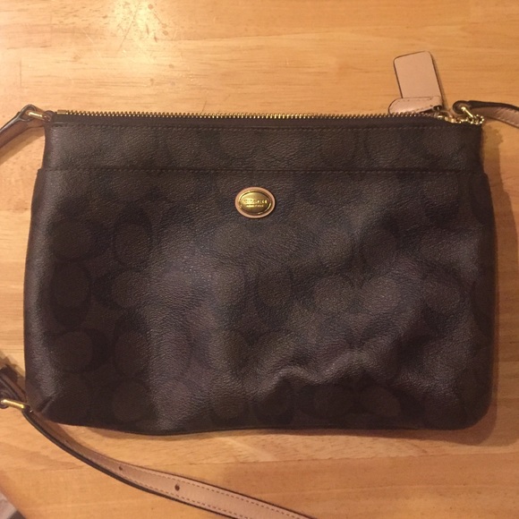 Authentic COACH crossbody