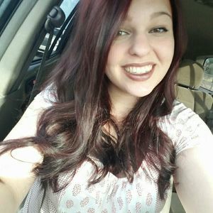 Meet your Posher, Lacey