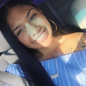 Meet your Posher, Zhana