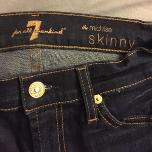 7 For All Mankind Mid-Rise Skinny (like new)