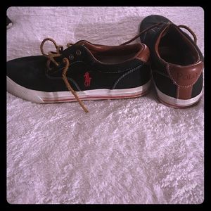 Black summer polo sneakers