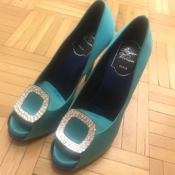 Brand New Roger Vivier size 35 - Picture 4 of 4