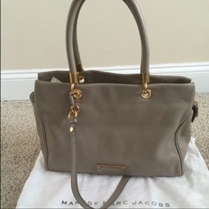 Too hot to handle Tote