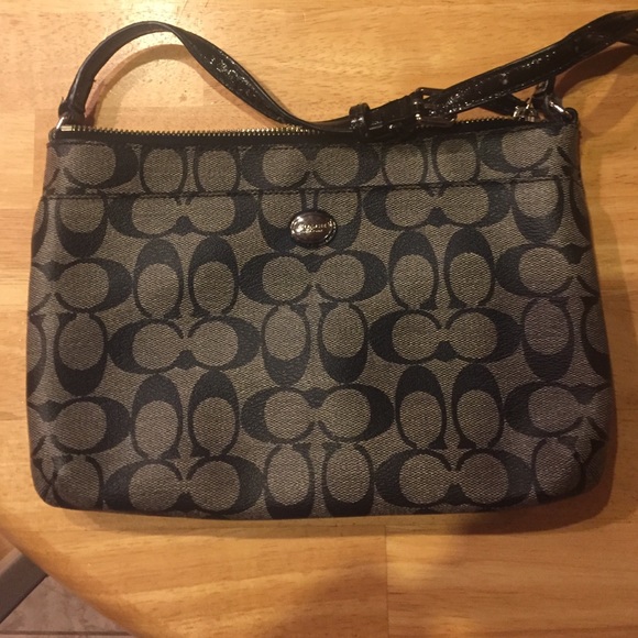 Authentic COACH crossbody