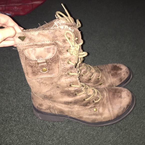 Roxy combat boots