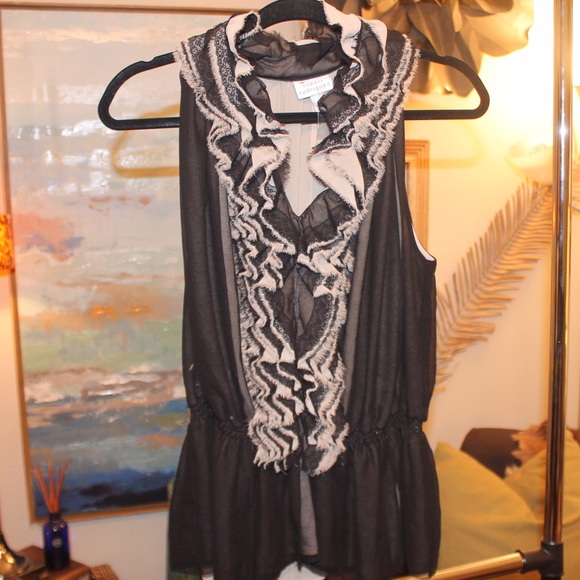 LARGE Sleeveless Top