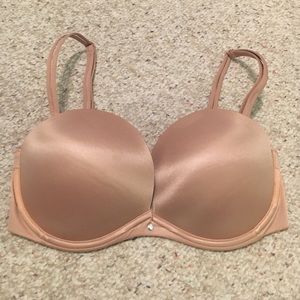 Victoria's Secret 32DD Very Sexy Push Up