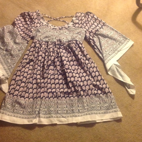 Angel sleeve tunic