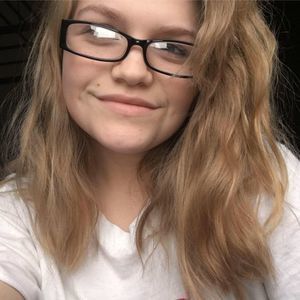 Meet your Posher, Hailey