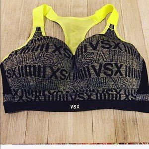 Victoria Secret Push Up Sports Bra