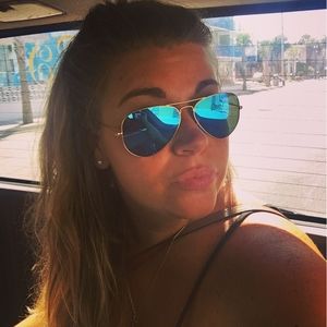 Meet your Posher, Kristina
