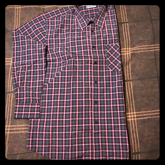 Men's- L Button up
