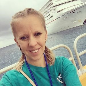 Meet your Posher, Terra