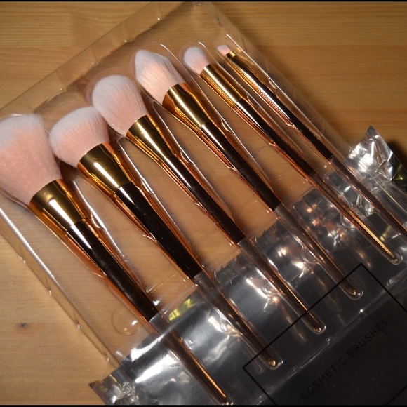Makeup Brushes