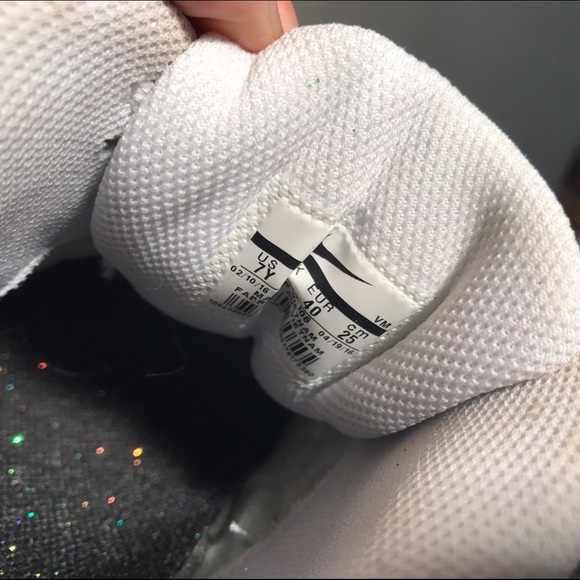 🆕 CUSTOM ✨BLING✨ Nike Airmax sneakers - Picture 4 of 4